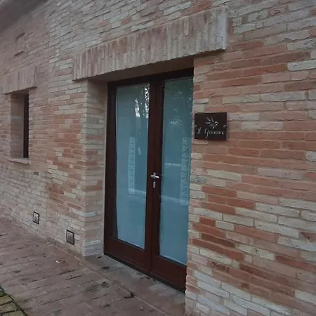 Il Fienile Del Borgo Oda ve Kahvaltı Iesi