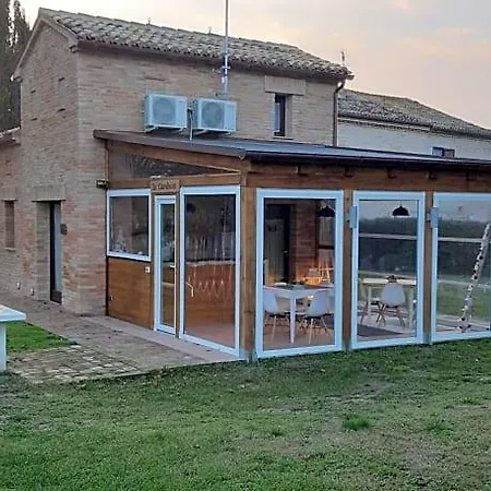 Il Fienile Del Borgo Bed & Breakfast Jesi
